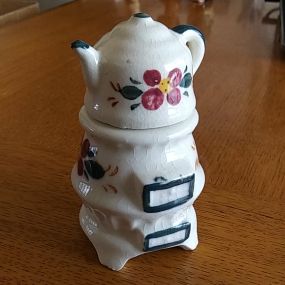 Vtg Teapot Kettle on Stove Salt & Pepper Shakers - Picture 1 of 8